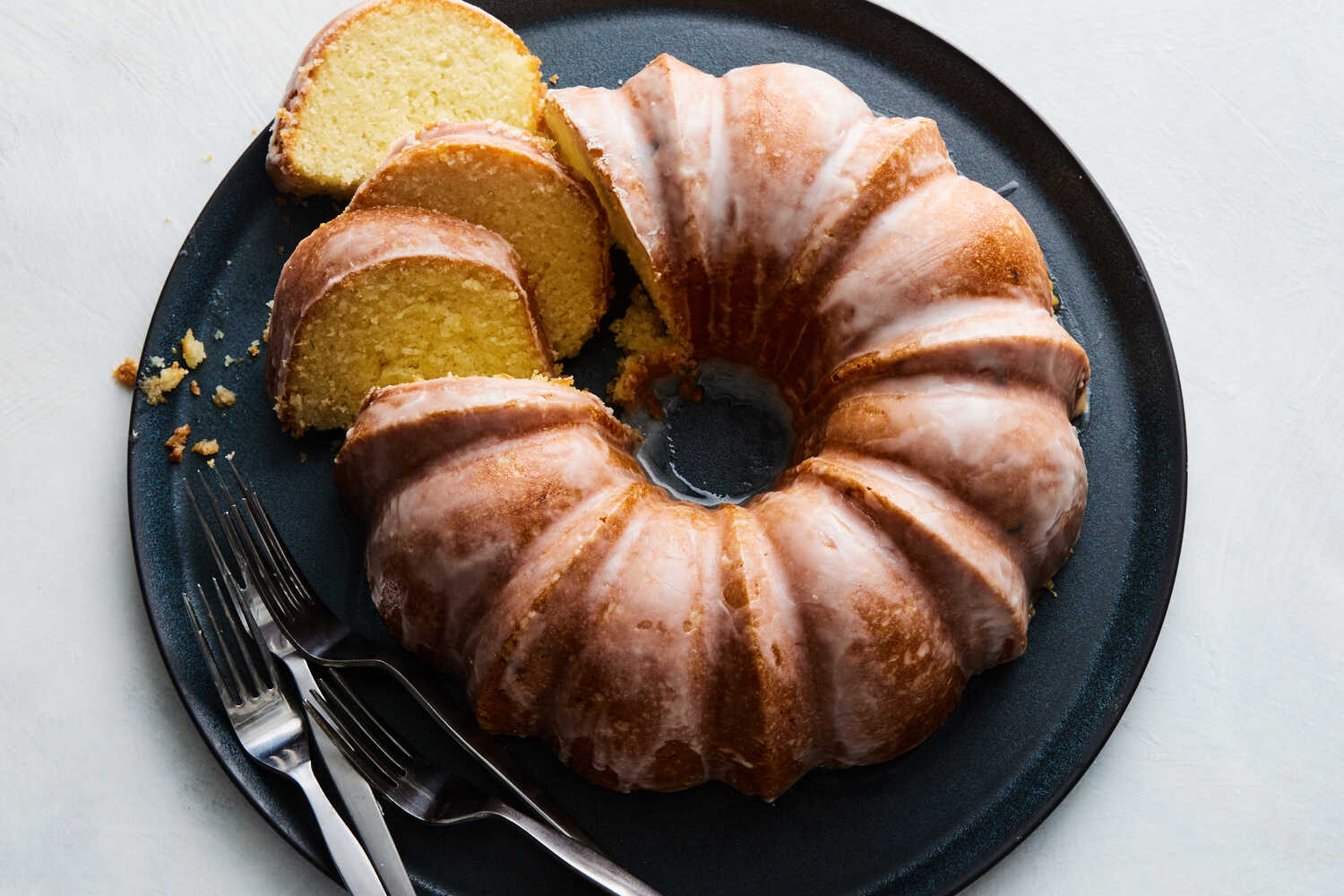 Simple Procedure for Lemon Bundt Cake